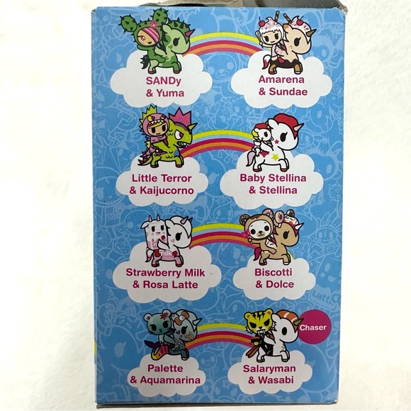 Tokidoki Amarena & Sundae Vinyl Figure - Picture 9 of 10